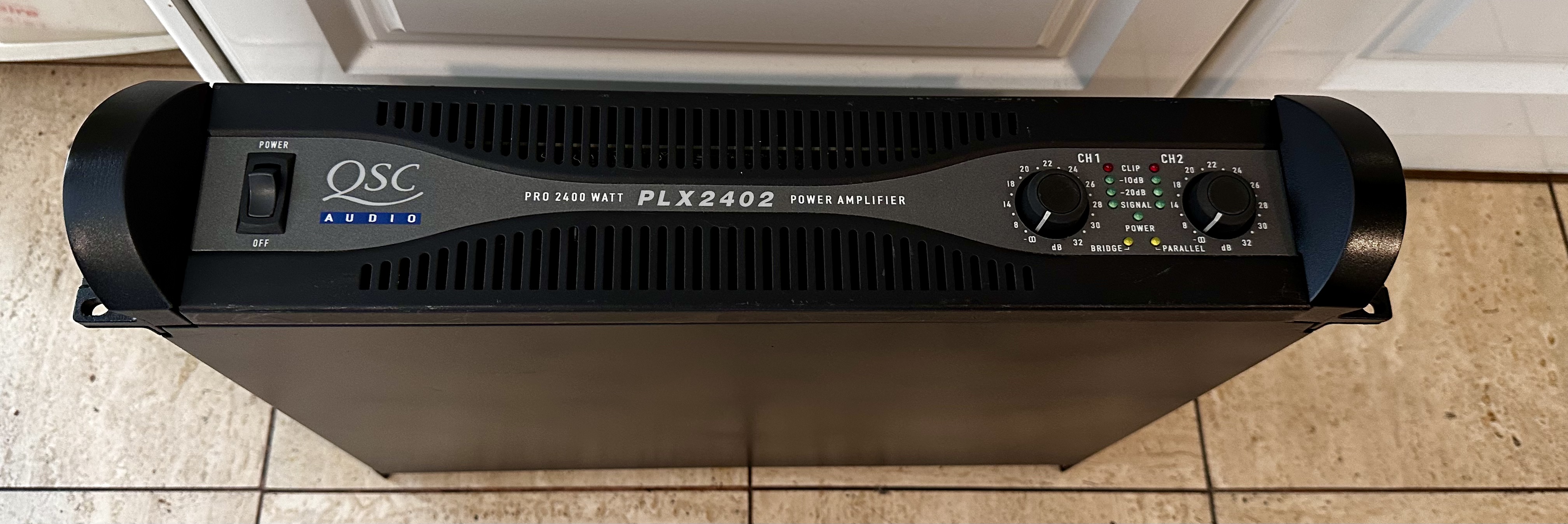 PLX2402 - QSC PLX2402 - Audiofanzine