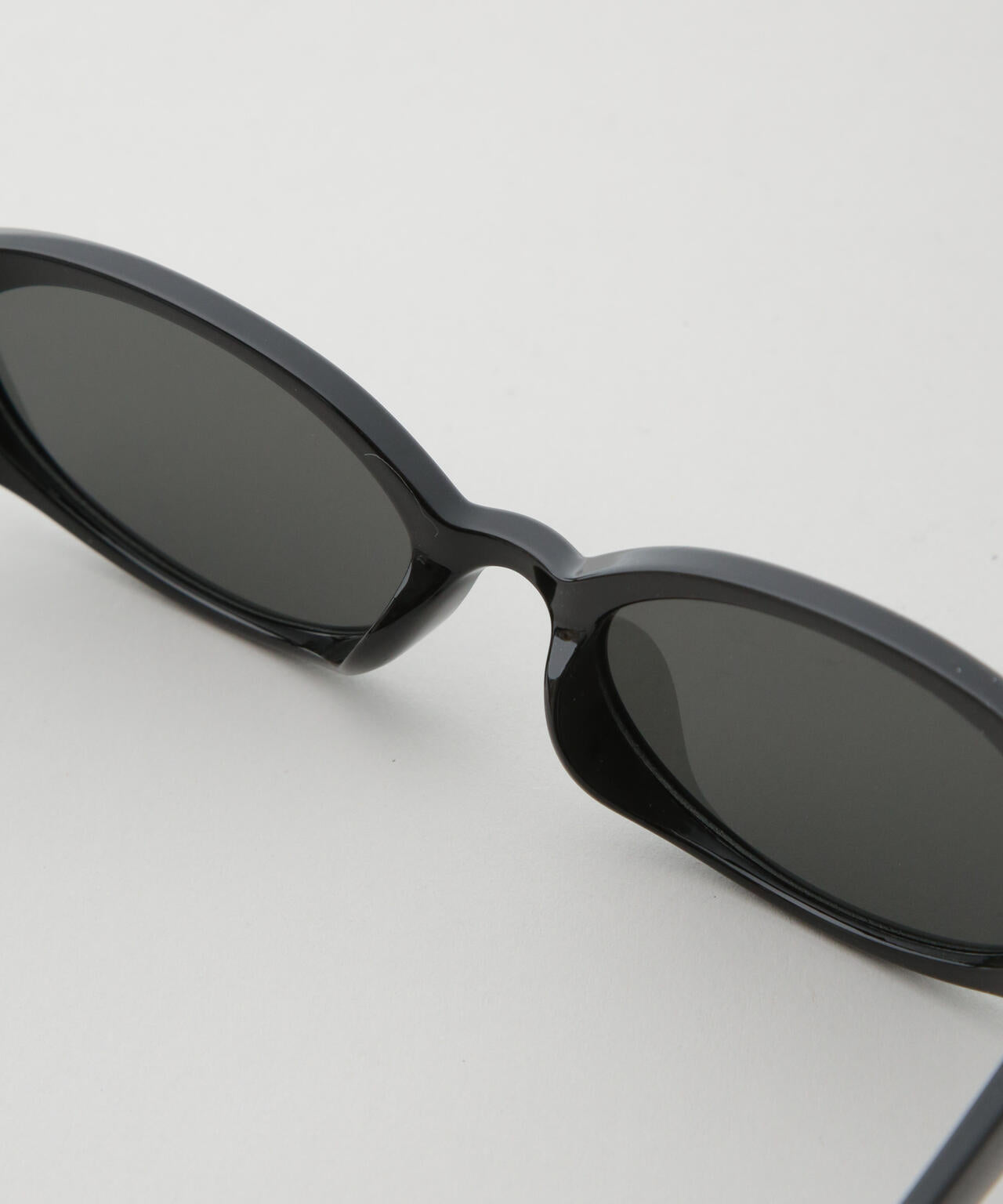 オーバルサングラス | NANO universe（ナノ・ユニバース） ｜【公式