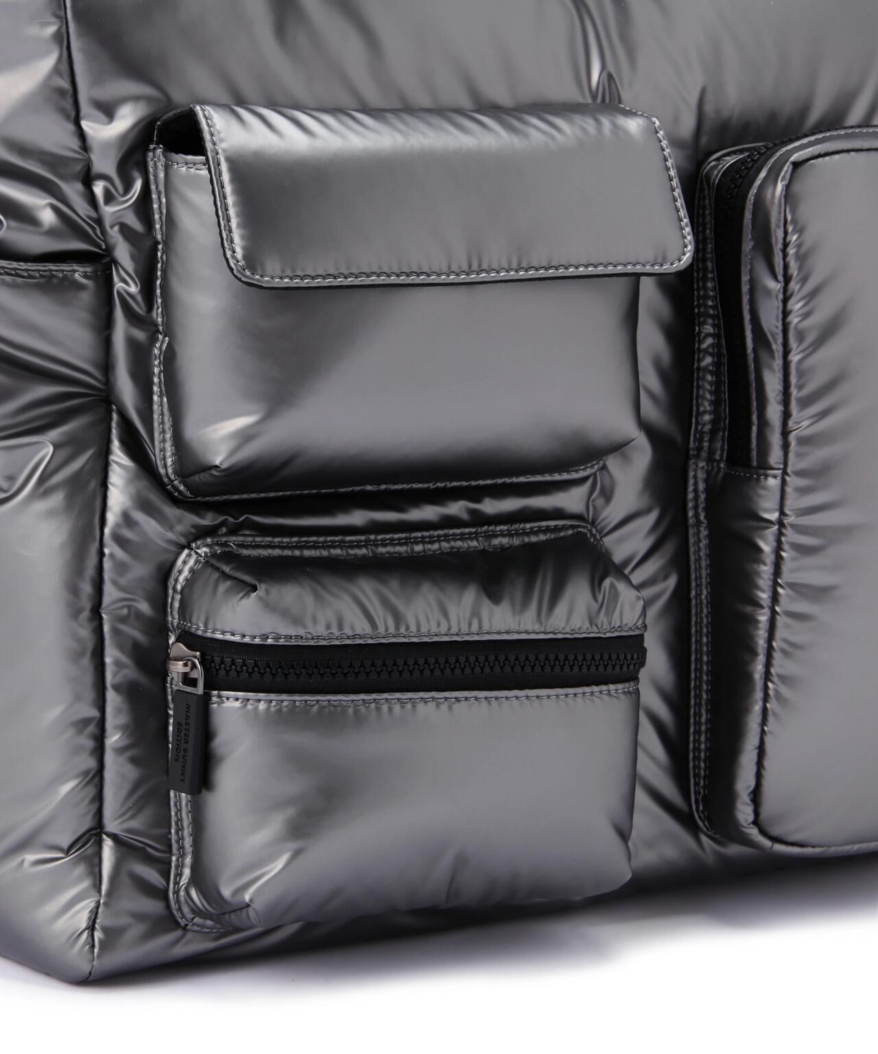 アウトポケット トートバッグ (UNISEX) | MASTER BUNNY EDITION