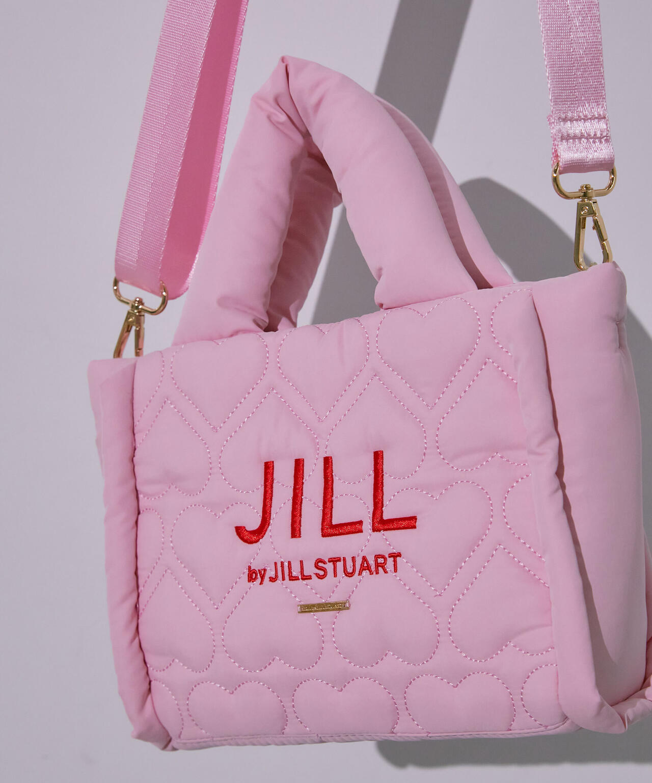 ハートパフトート WEB限定カラー:ピンクレッド | JILL by JILL STUART