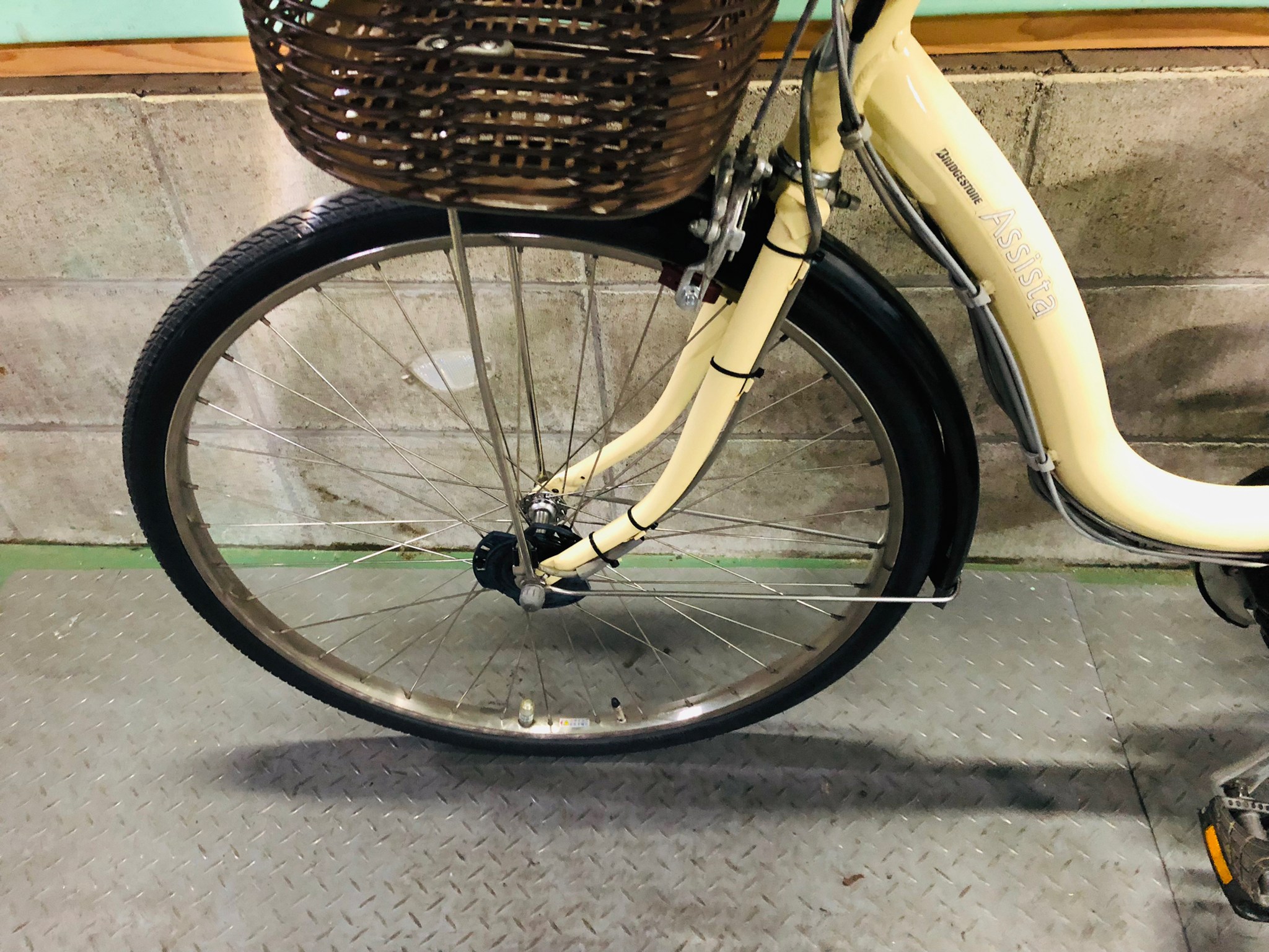 SOLD OUT】電動自転車 ブリヂストン Assista 26インチ 6.6Ah ベージュ