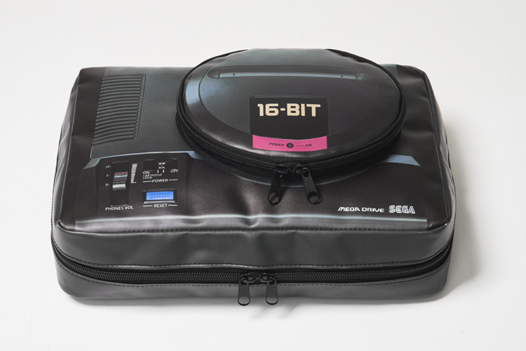 セブン-イレブン限定】セガファン注目！あの『メガドラ』がポーチ付録