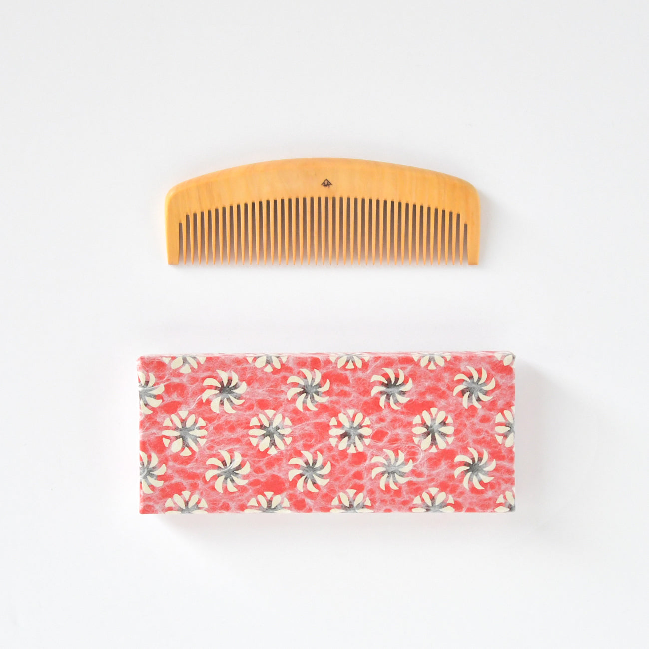 つげ櫛 4寸ときぐし（中荒歯） | 京都の伝統工芸品の通販サイト