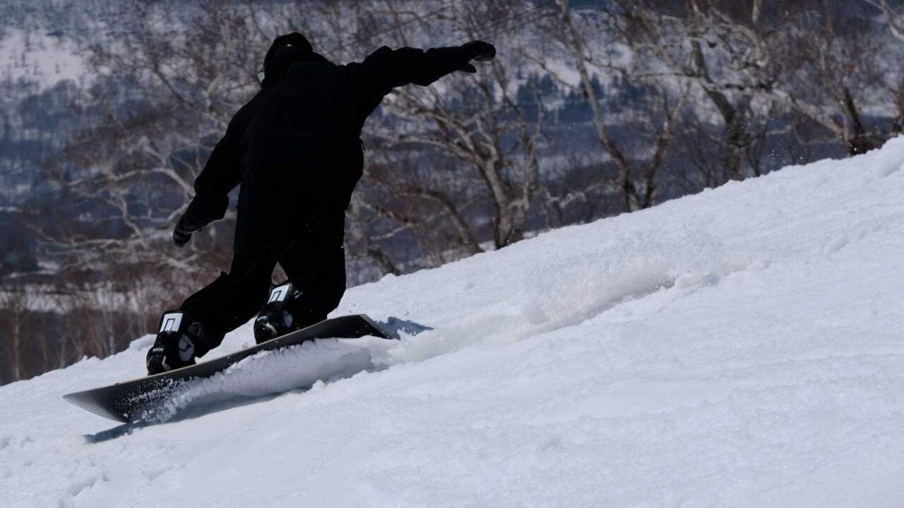 シーズン後半！北海道の春雪とセルフチューンナップ | スノーボード