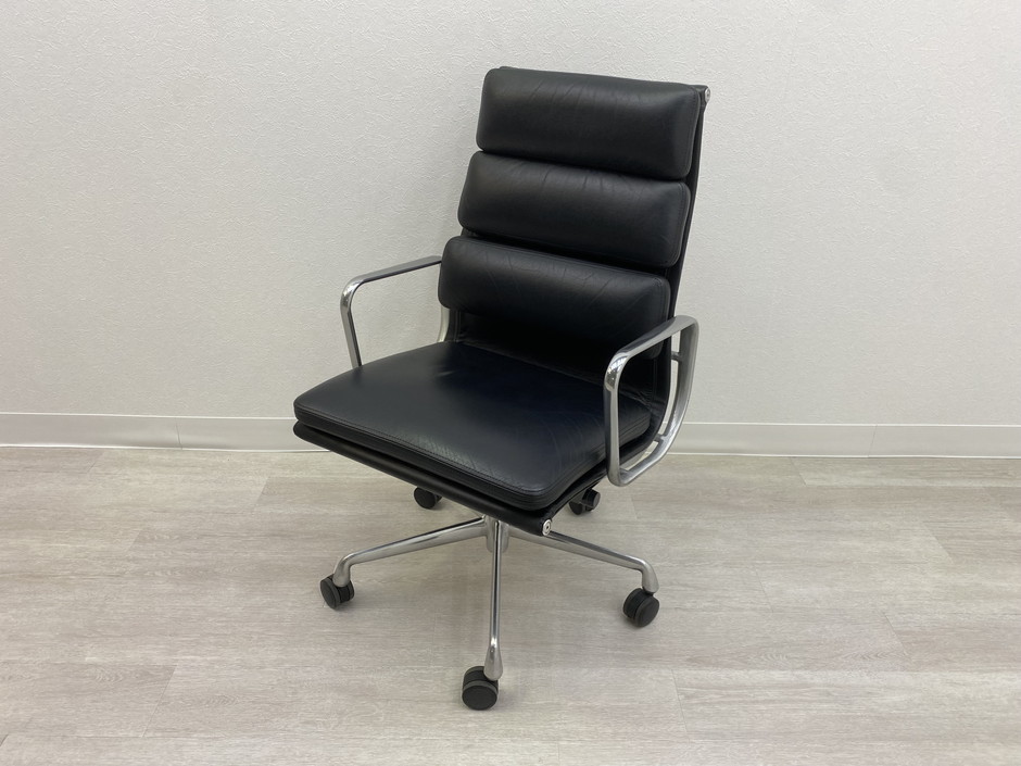 ハーマンミラー イームズ ソフトパッドグループチェア | 無限堂ネット