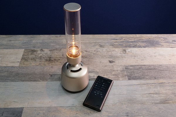 心地よい音の広がりの進化を感じる新グラスサウンドスピーカー LSPX-S2