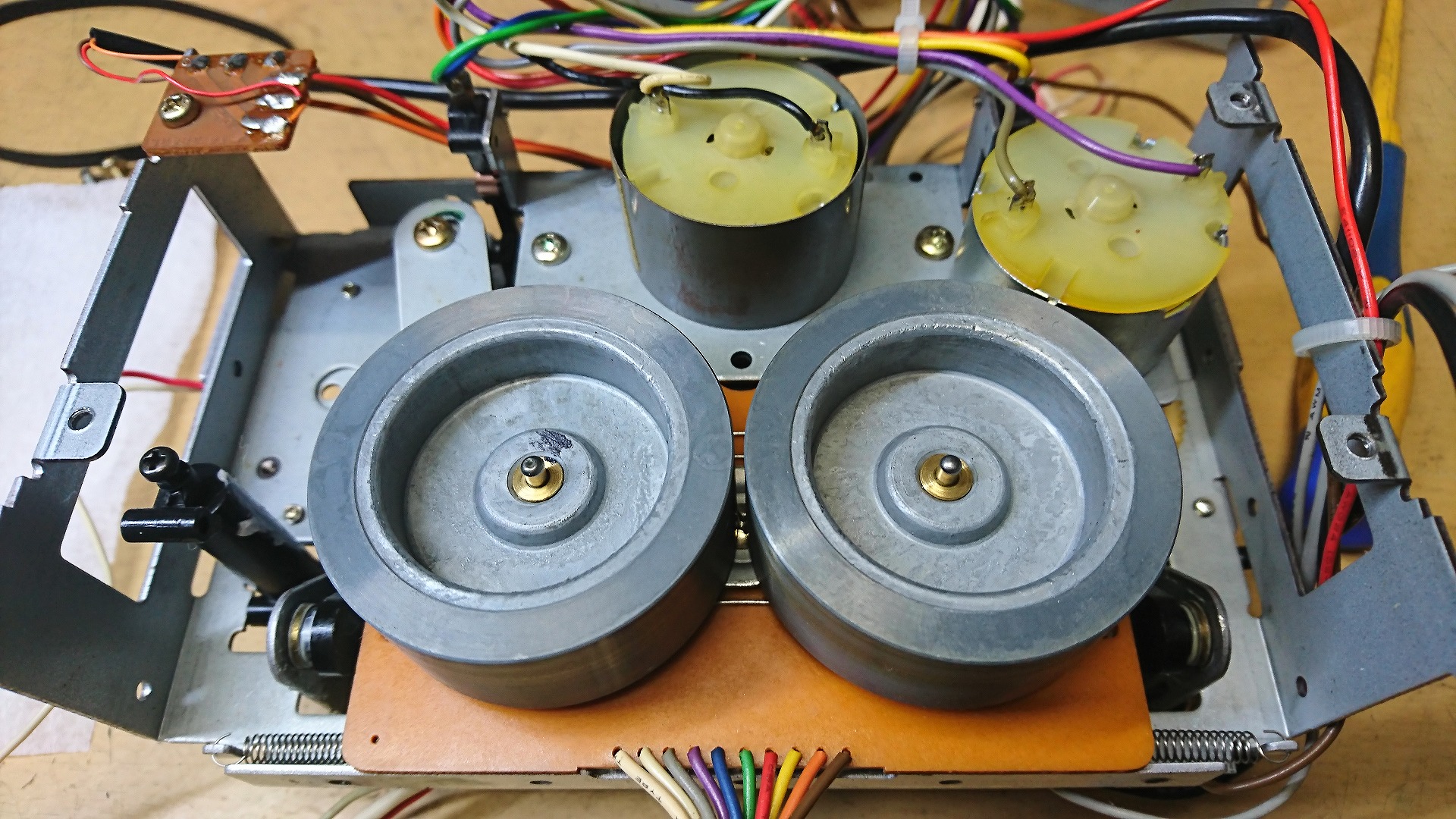 TEAC V-R1◇反転時間0.4秒。電光石火オートリバース。 | スーパー