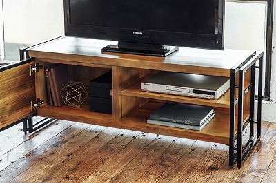 ブルックリンやインダストリアル系インテリアを感じるTVボード