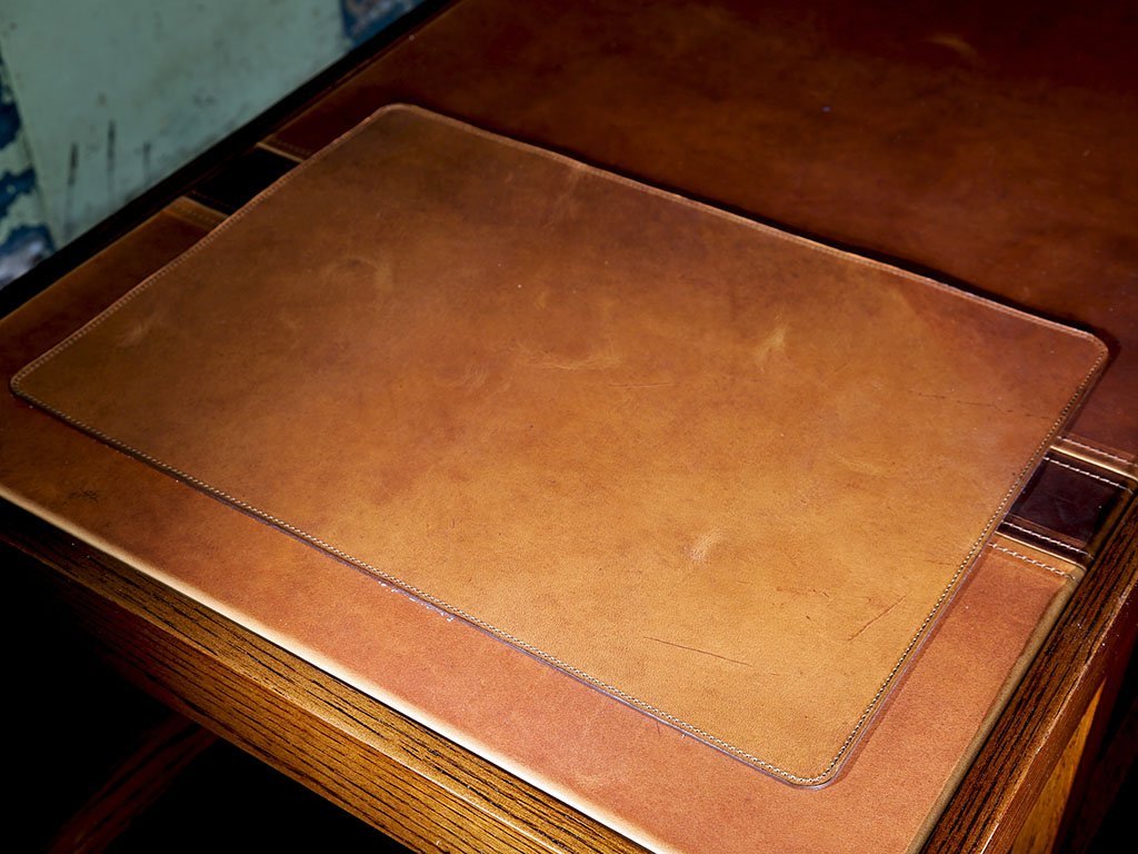 Personalized Milwaukee Leather Desk Pad - Natural | olpr.