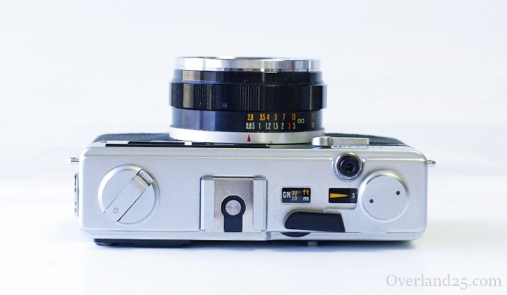 Olympus 35DCの使い方。大口径レンズ搭載のレンジファインダーカメラ