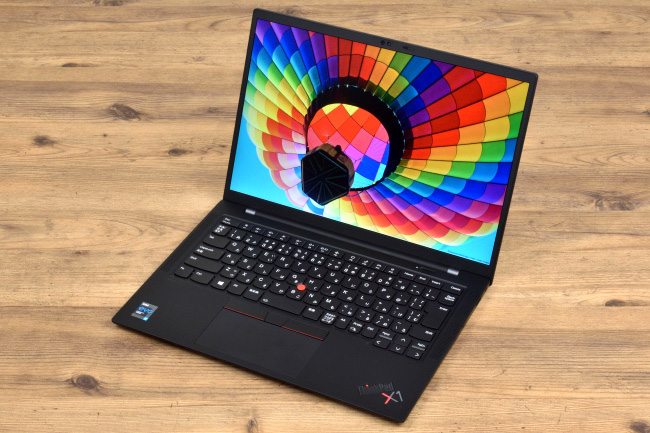 レノボ ThinkPad X1 Carbon Gen 9 レビュー：高性能で実用性バツグンの