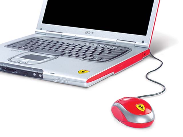 エイサー、Athlon 64搭載フェラーリF1ノート