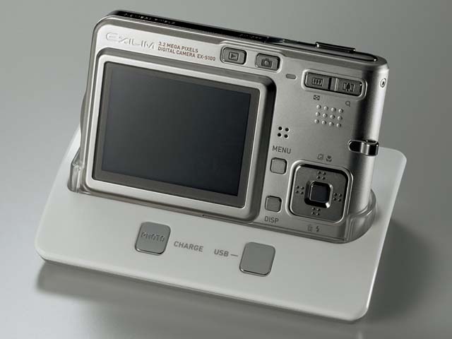 プロカメラマン山田久美夫のカシオ「EXILIM S100」ファースト