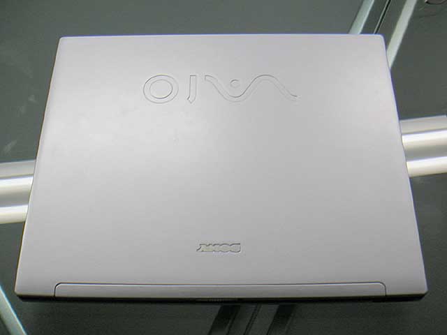 ソニー、14.1インチ液晶搭載の薄型/軽量ノート「バイオノートVX」