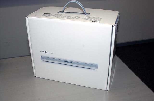 アップル、iBook G4の説明会を開催
