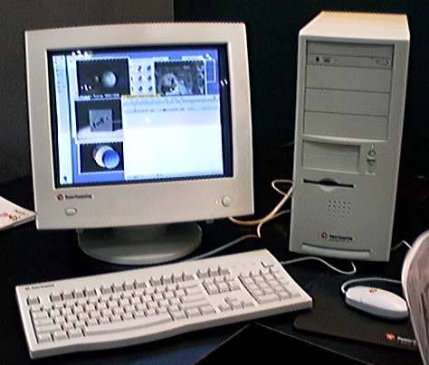 MACWORLD Expo/Tokyo会場互換機レポート