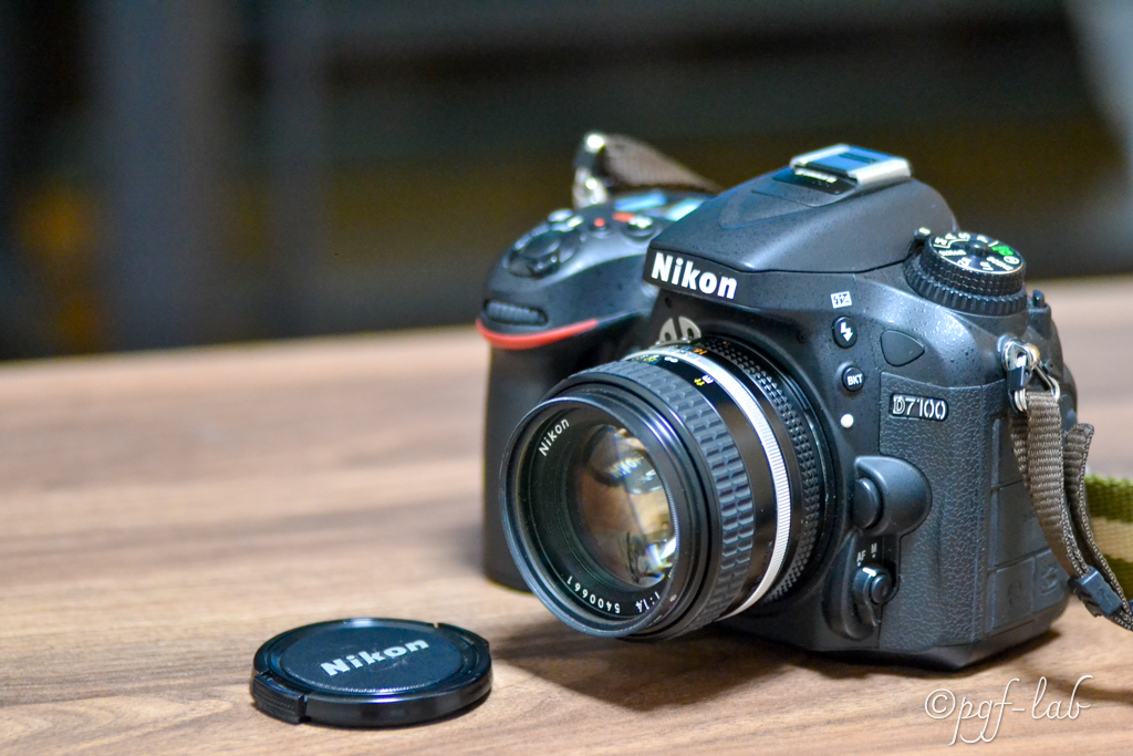 2026年も現役】Nikon D7100を使い倒す。50代ドライバーが「古い一眼