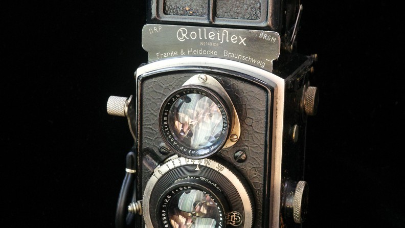 柊サナカ：第10話 ローライフレックス4×4（ベビーローライ）：Photo