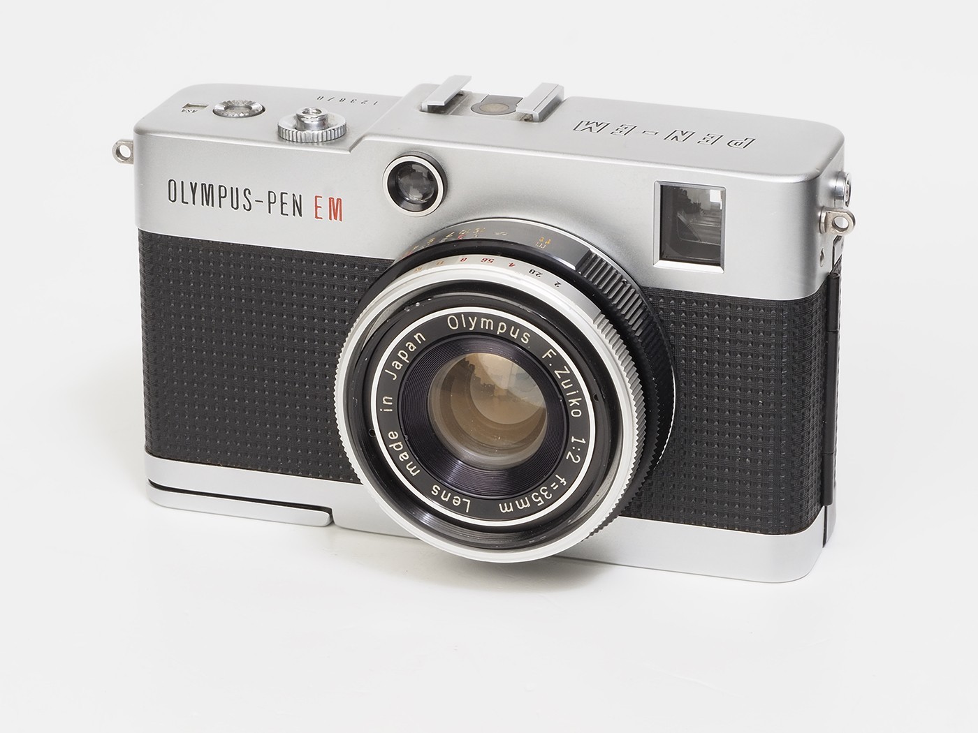 赤城耕一：第4回 電子シャッター、自動巻き上げ、自動巻き戻し機能を初