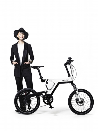 電動アシスト自転車BESV×のん コラボ企画 “創作あーちすと”のんが