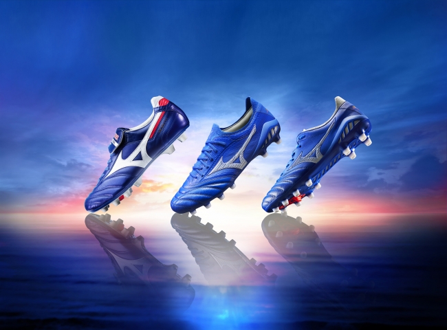 サッカーシューズ「モレリア」シリーズより「Reach Beyond Pack」発売