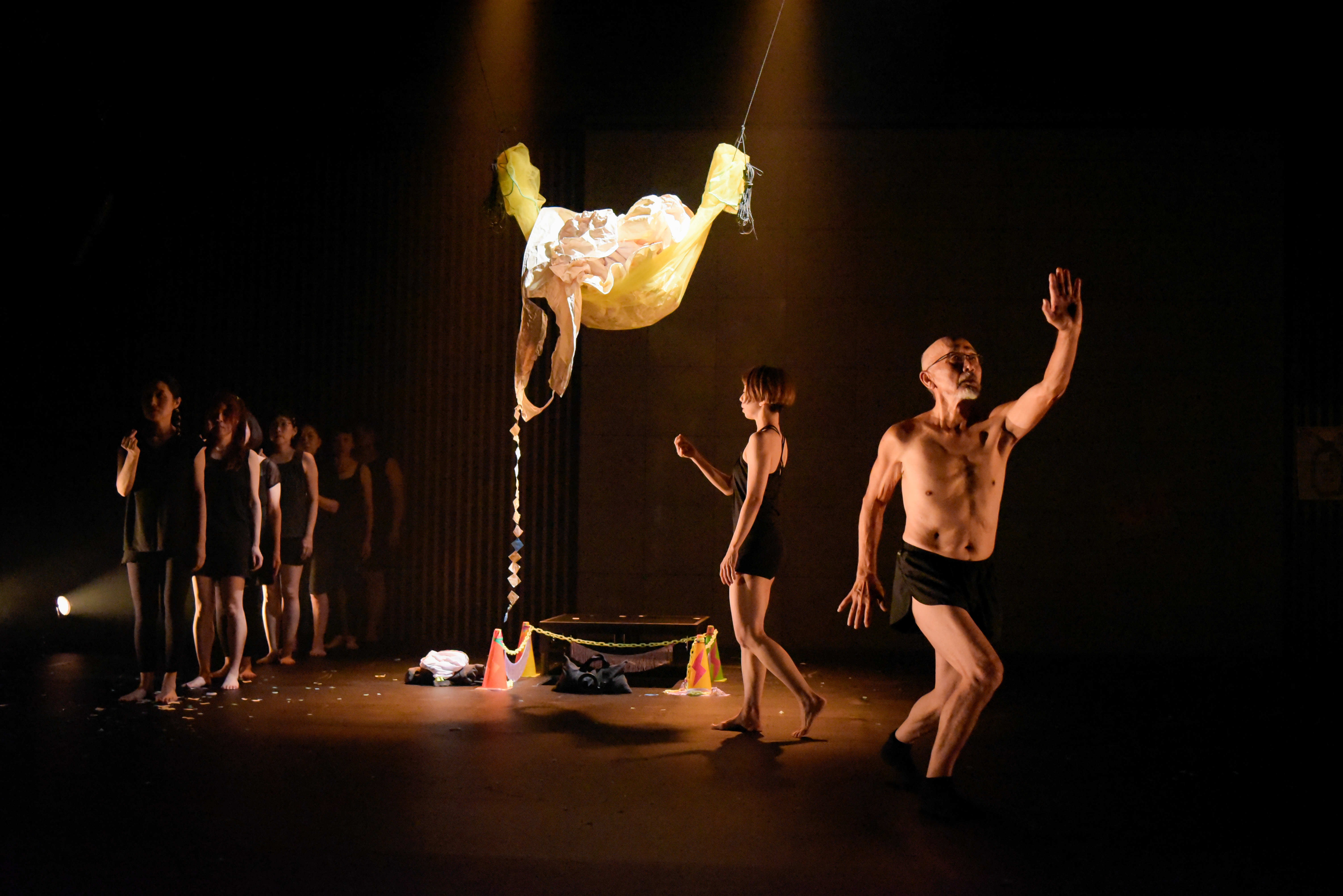 市民参加でつくるコンテンポラリーダンス作品「シワノヴァ」 | 北九州