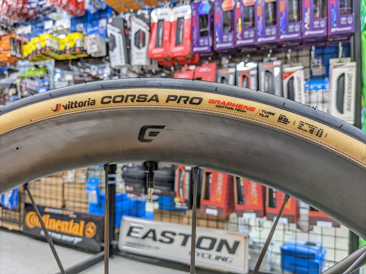 きゅうべえsports】Vittoria CORSA PRO TLR 入荷情報