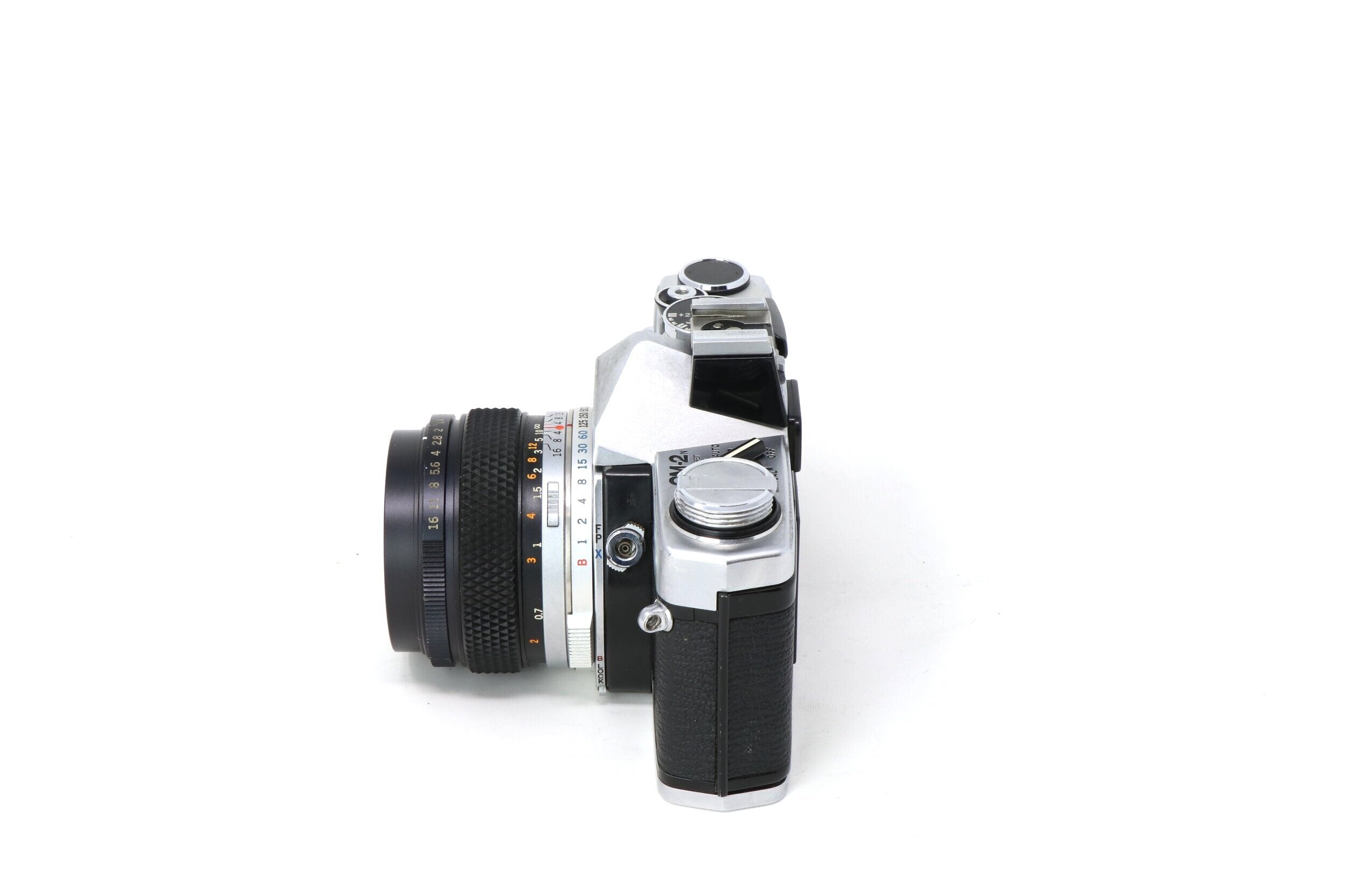 Olympus OM-2n 35mm Film Camera with 50mm lens – Relics