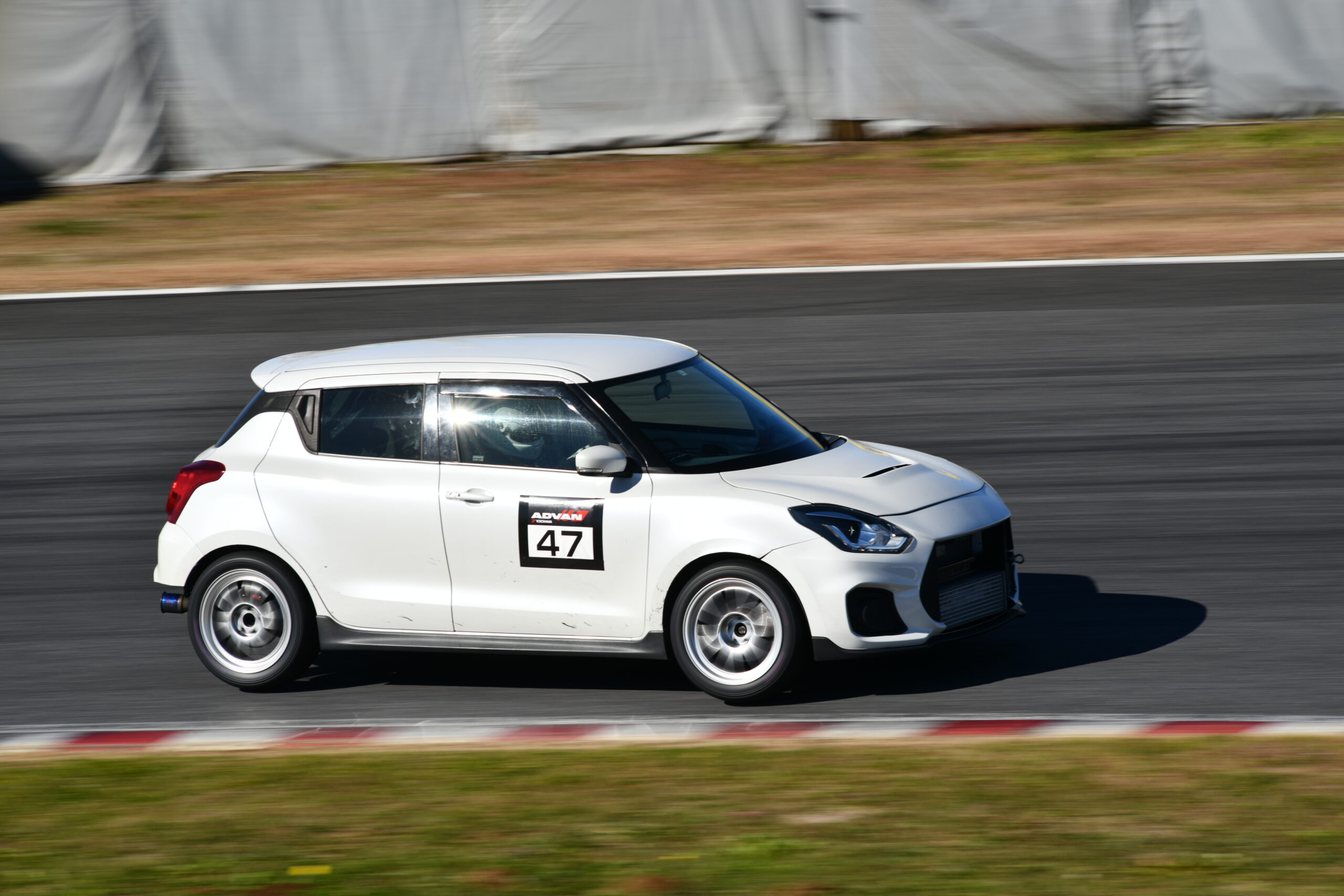 エイリアンテックジャパンZC33Sスイフトスポーツ「車重834㎏にトルク