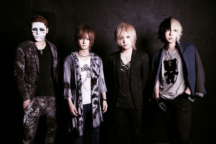 ゴールデンボンバー、全国ツアー2015「歌広、金爆やめるってよ」ライヴ