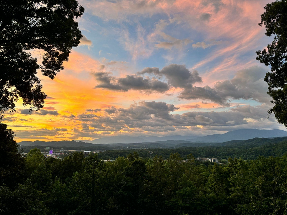 5 Must-Try Experiences on Your Trip to the Smokies | The Rockland