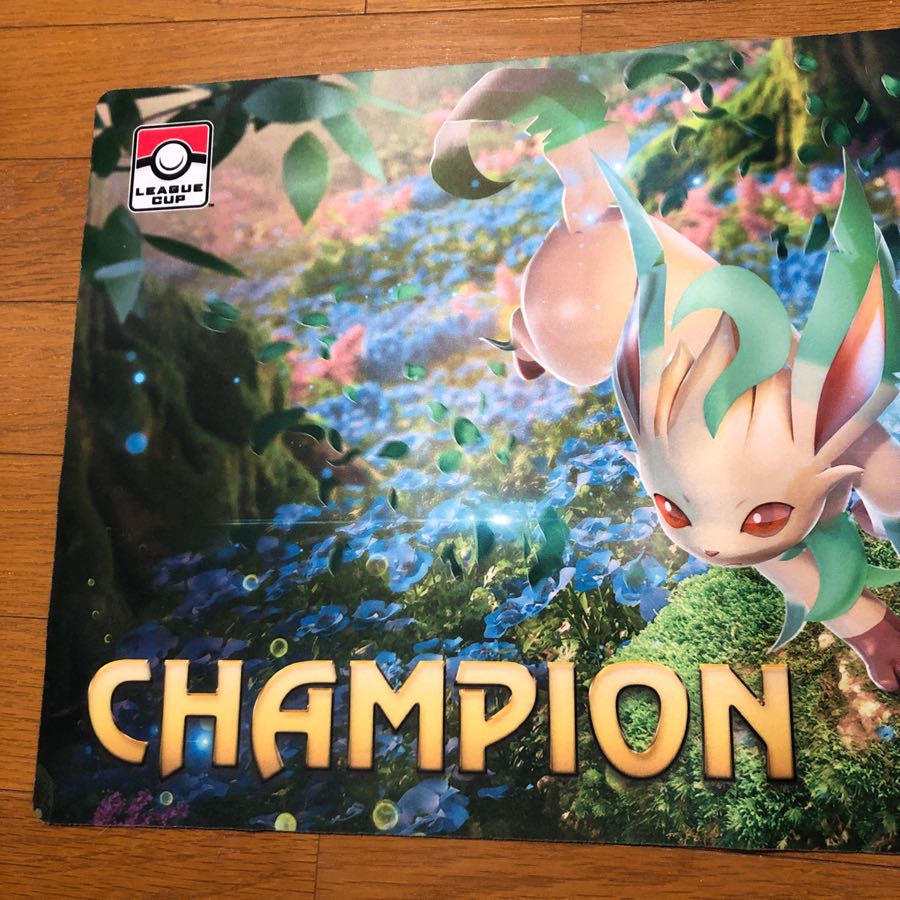 ポケモンカード プレイマット リーフィア 1枚の通販 凪沙（1112644171