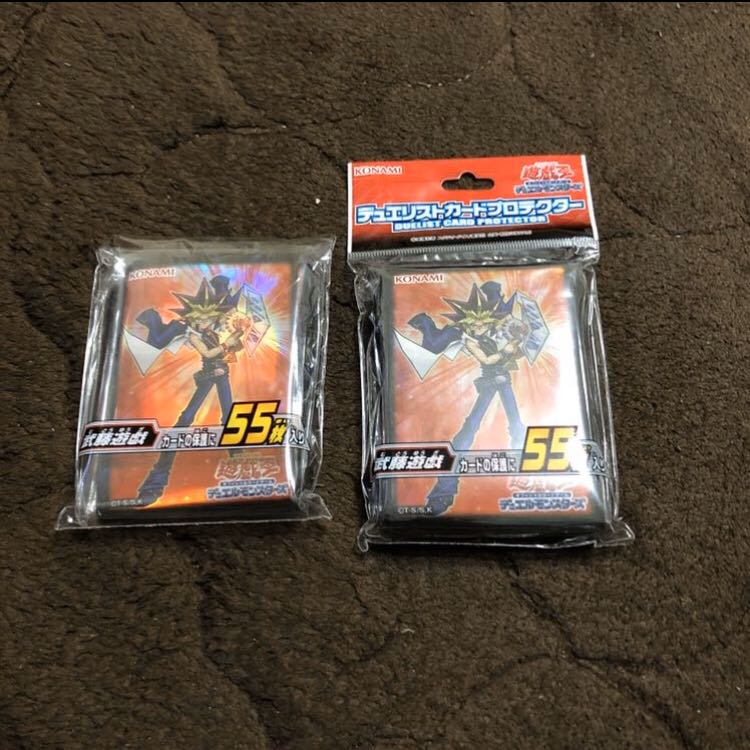 バラ売り可能 遊戯王 スリーブ 武藤遊戯 60枚＋70枚 30枚の通販 しゅー