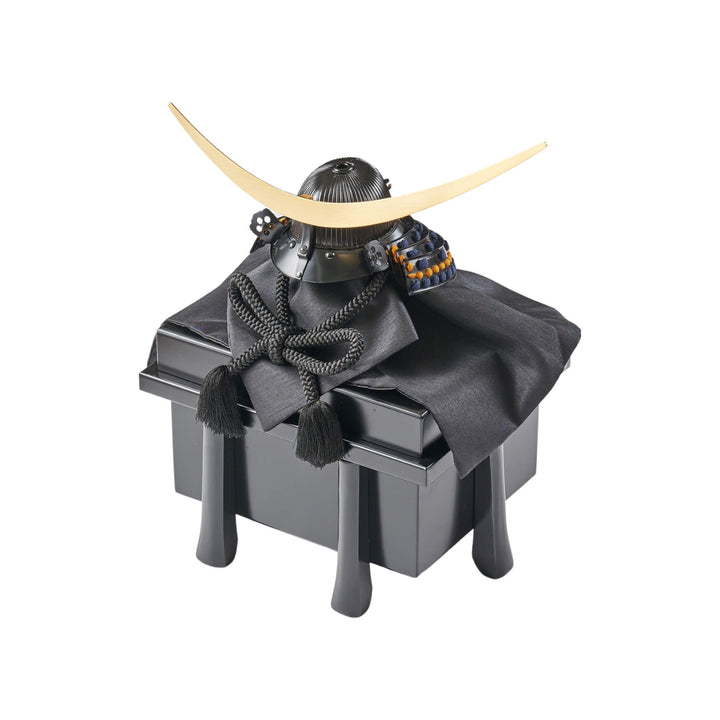 伊達政宗の三日月前立兜 - 兜櫃 – 人形工房 左京