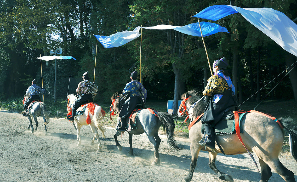 2026年の干支におまいり！馬午トピックvol.1 馬上武芸奉納祭 | SAVVY
