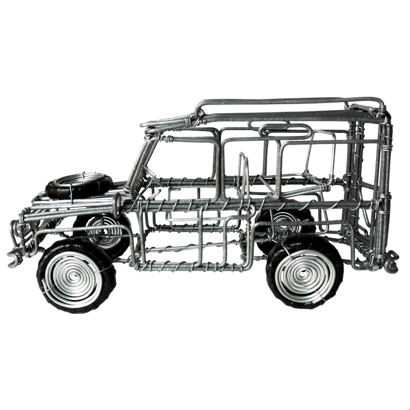 SAWA SAWA / リサイクルワイヤーアート(ランドローバー)