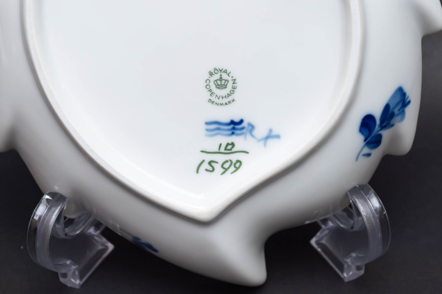 ロイヤル・コペンハーゲン ブルーフラワーカーブ リーフディッシュを