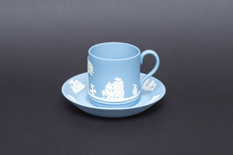 ウェッジウッド ジャスパー（ペールブルー） デミタスカップ＆ソーサー