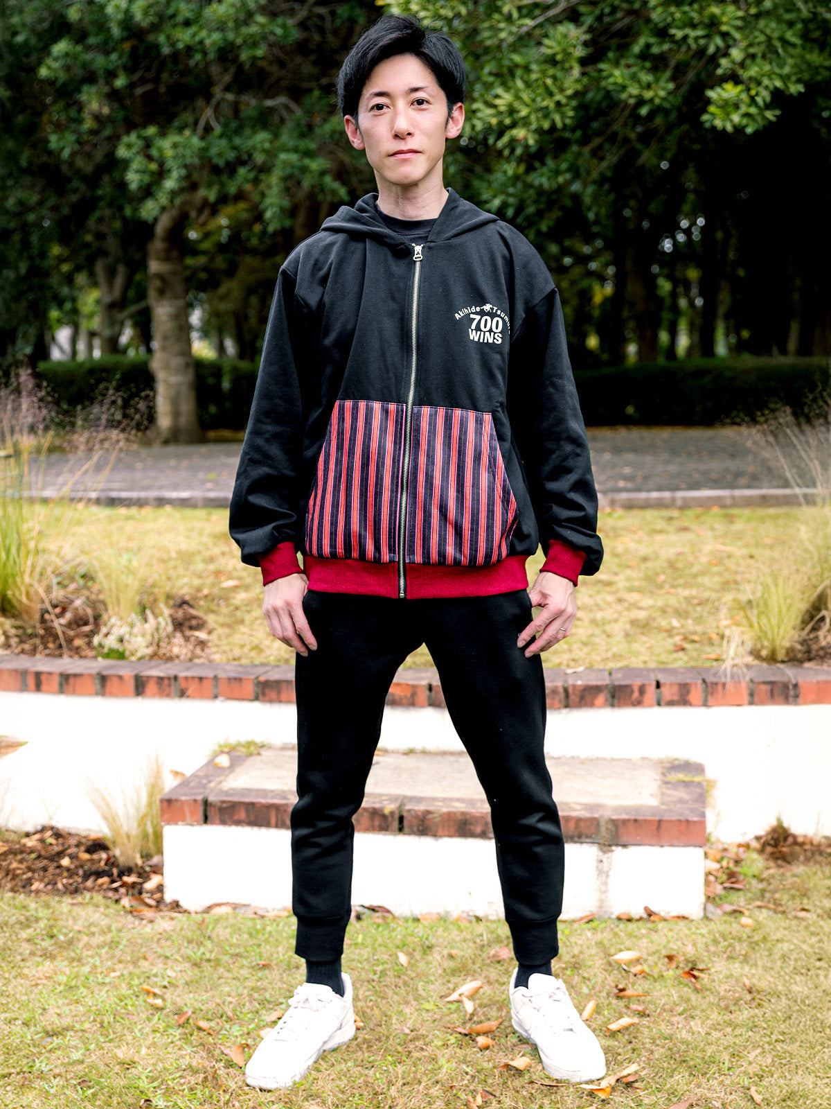 津村明秀騎手700勝メモリアル・ジップアップパーカー｜netkeiba