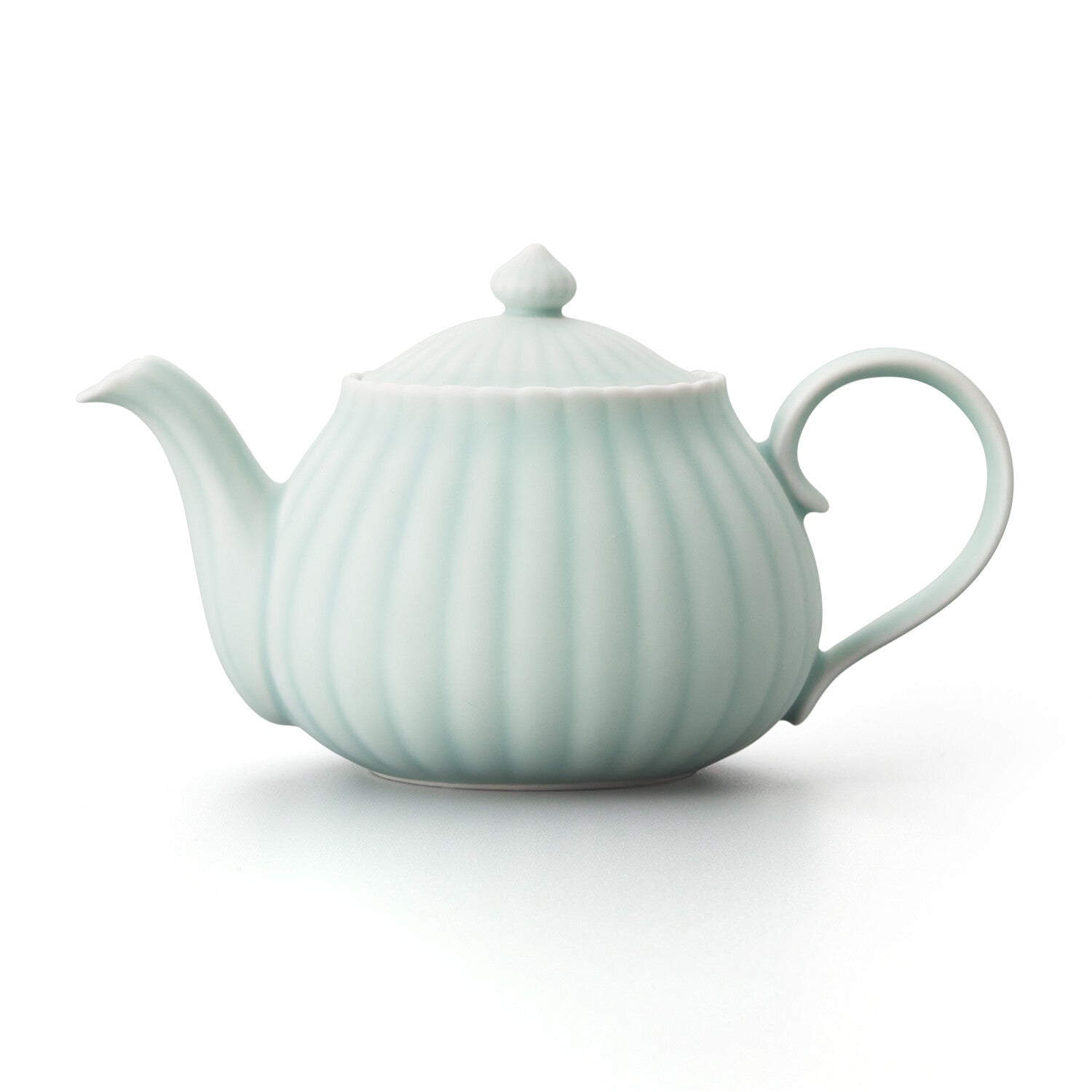 モイスト青磁 菊割ポット | 畑萬陶苑 ONLINE SHOP