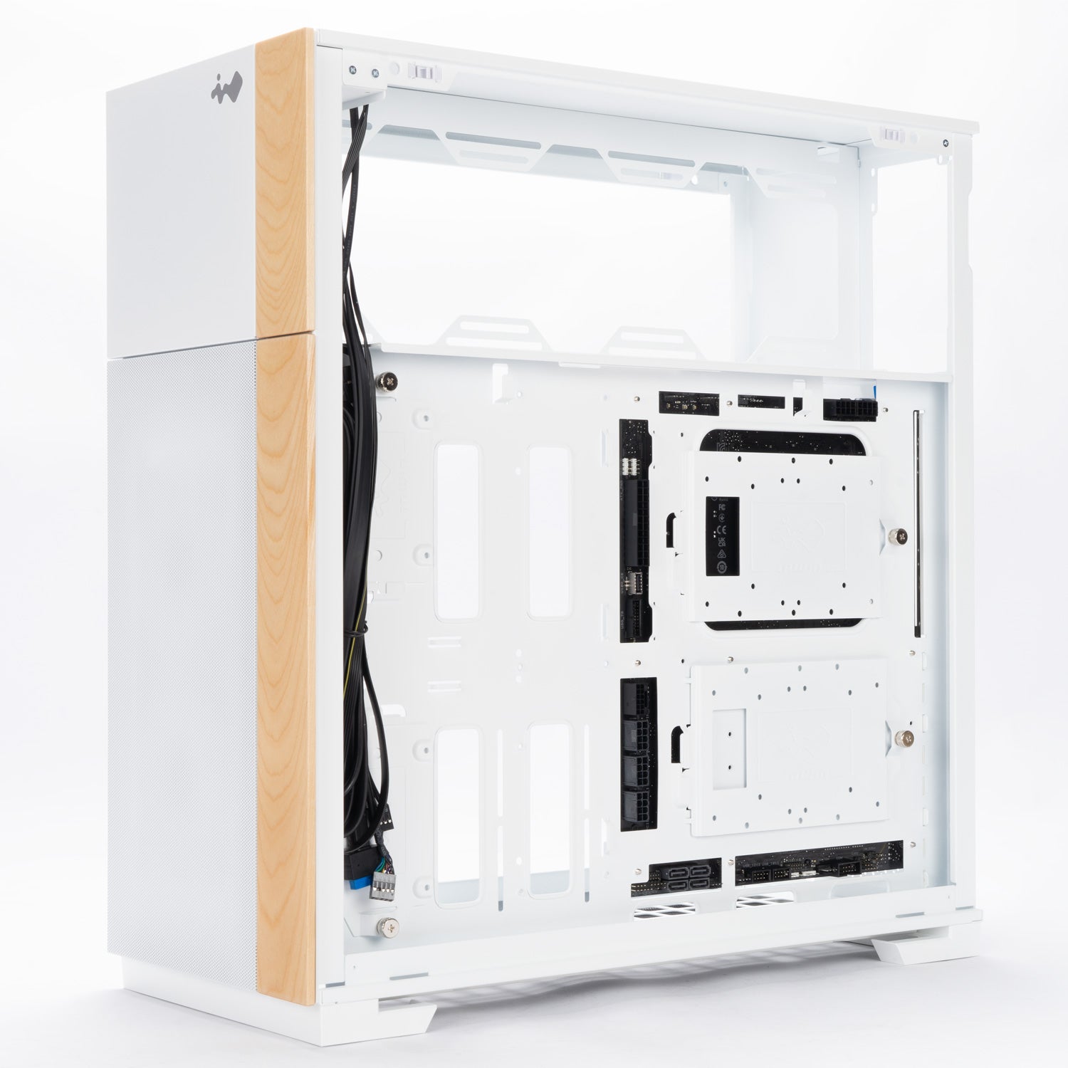 F5 White – InWinStore