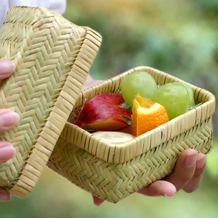 楽天市場】【岩手県二戸 鳥越竹細工】スズ竹(篠竹) 弁当箱 四角形