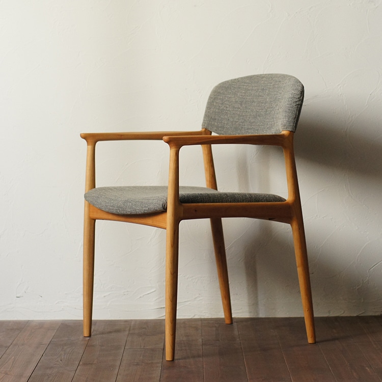 ノース アームチェア | シキファニチア(SIKI) | リグナテラス東京