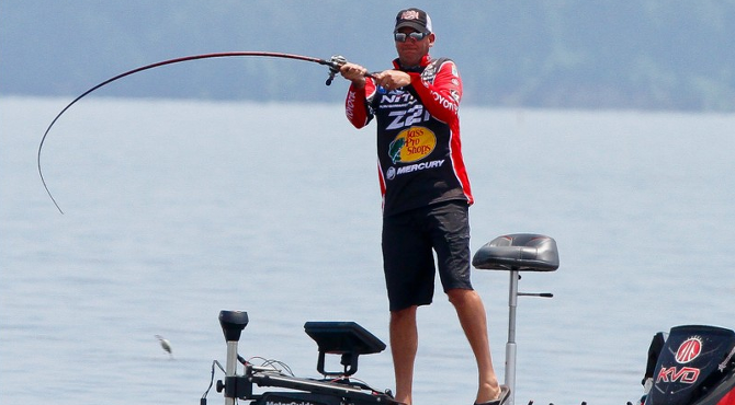 完全試合達成！ケビン・バン・ダムがバスマスターエリート第5戦を圧勝