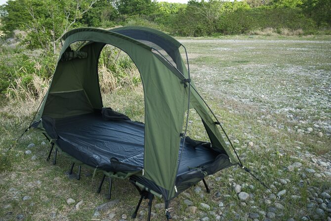 GOGlampingのSKY EYE CT PLUSとYUMEMIコットで最高の寝心地を