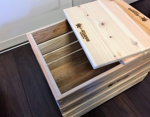 おしゃれキャンパーへの第一歩！？キャンプに木製アイテムを取り入れ