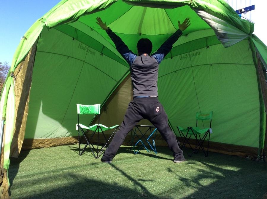 モンベル アストロドーム】ナカの人がmont-bellのシェルターを張ってみ