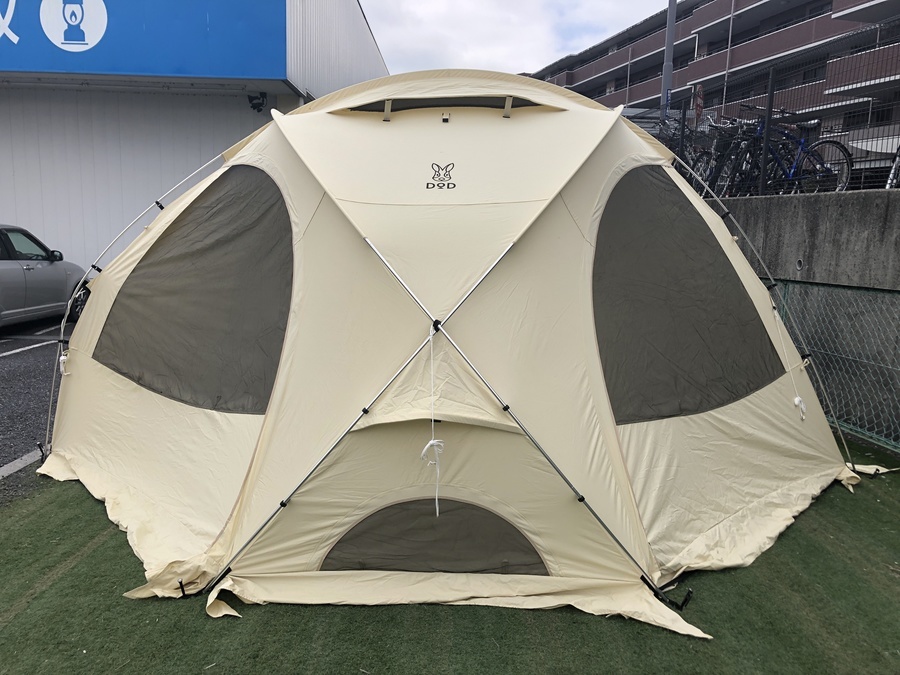 ファイヤーベース、焚火可能なポリコットンのシェルター兼テント