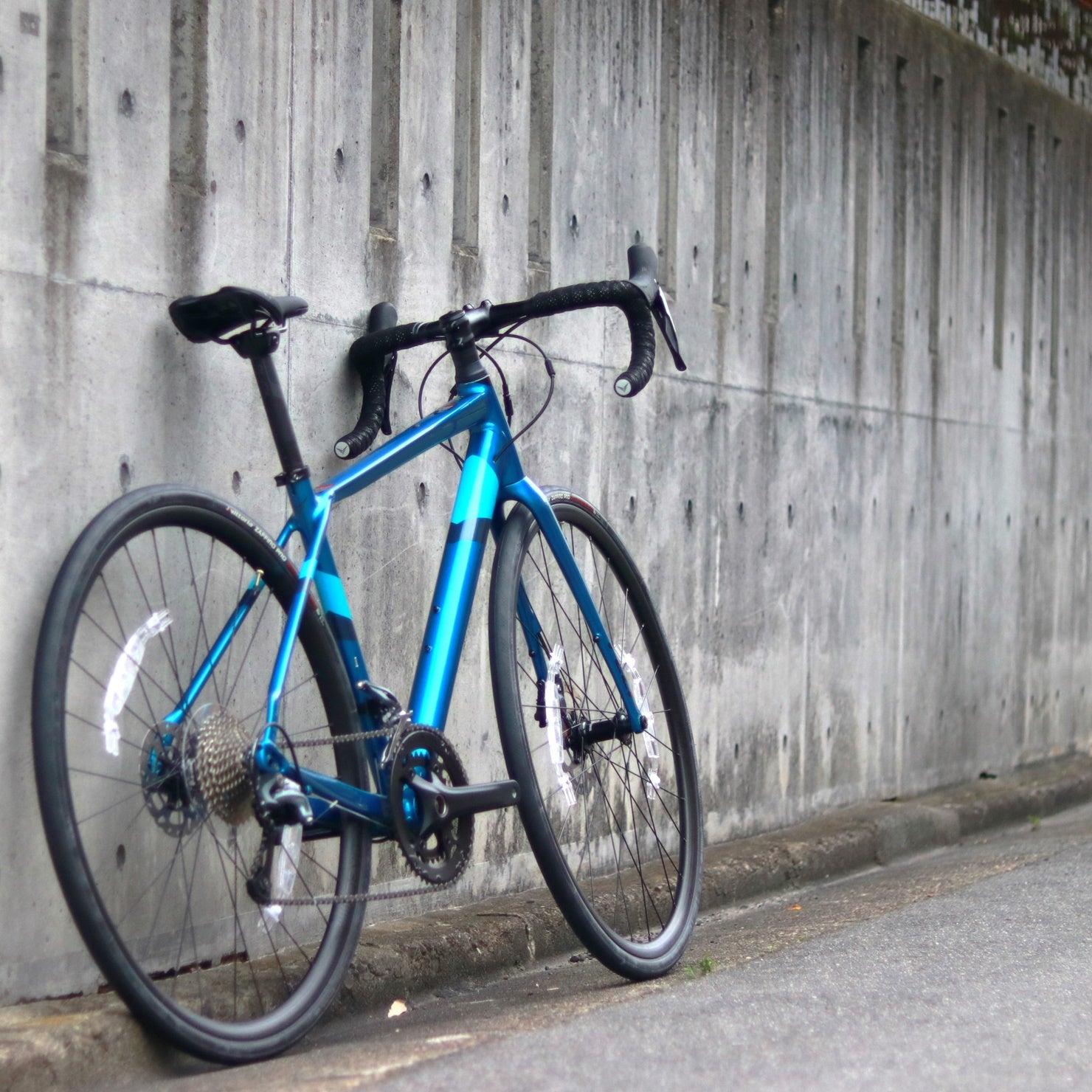 FELT / 【型落ちセール！】【2023年モデル】VR40 – 京都の自転車屋