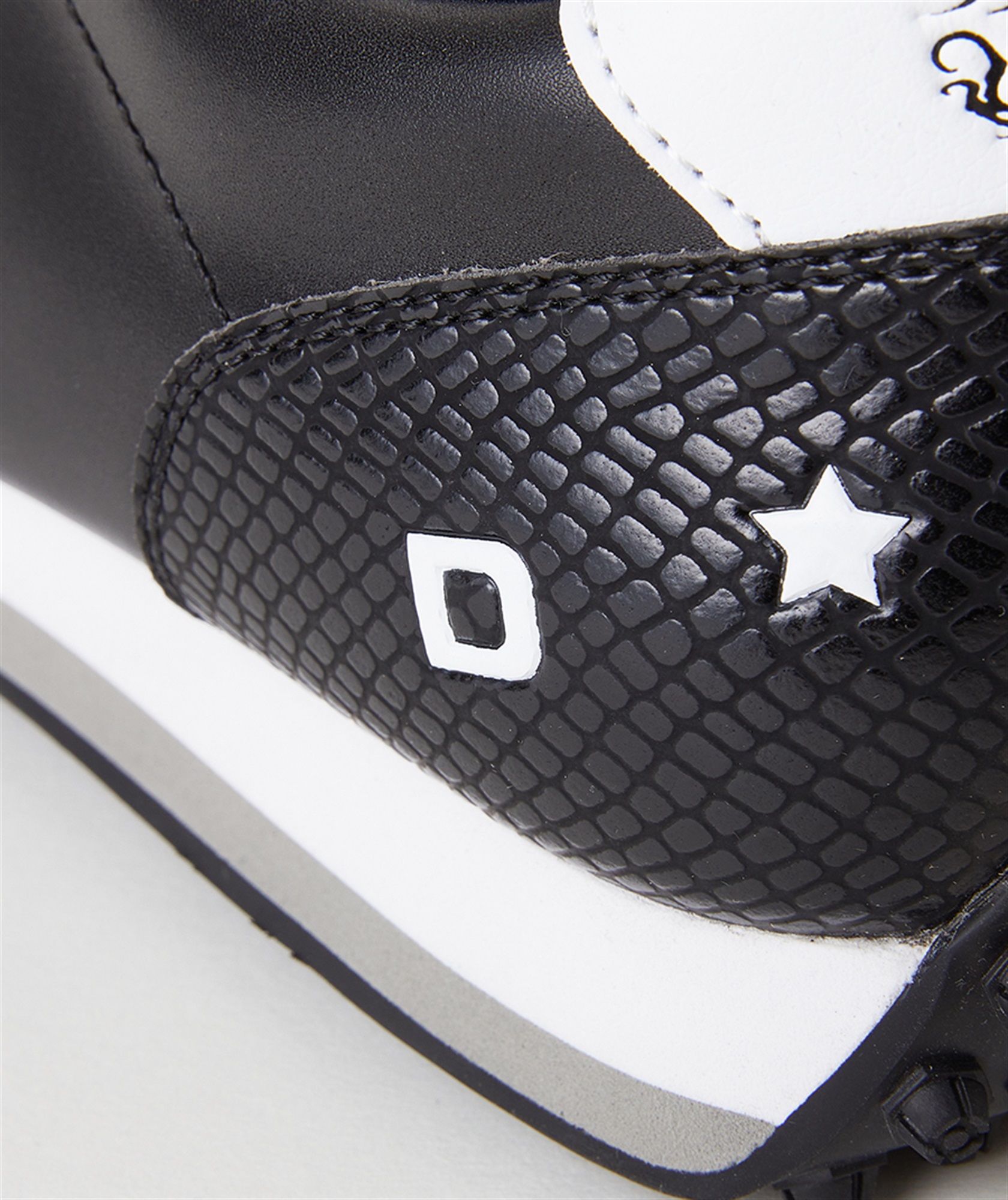 スパイクレスダイヤルシューズ | DANCE WITH DRAGON | ウィッツ公式